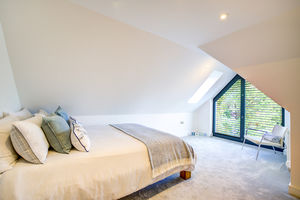 Photo 27- click for photo gallery